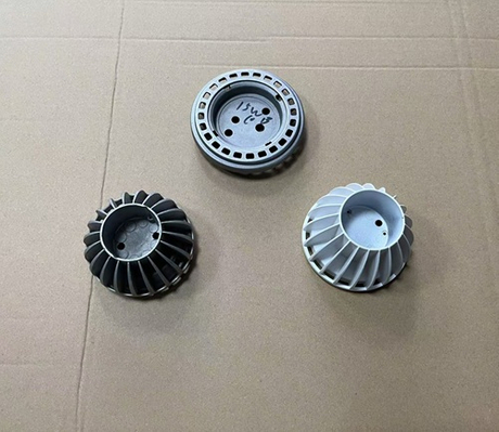 алуминиев корпус на лампата.jpg