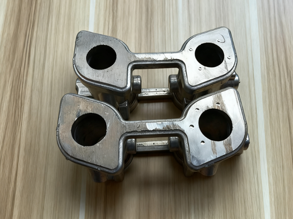 Badan Pendikit Dituang Graviti Aluminium